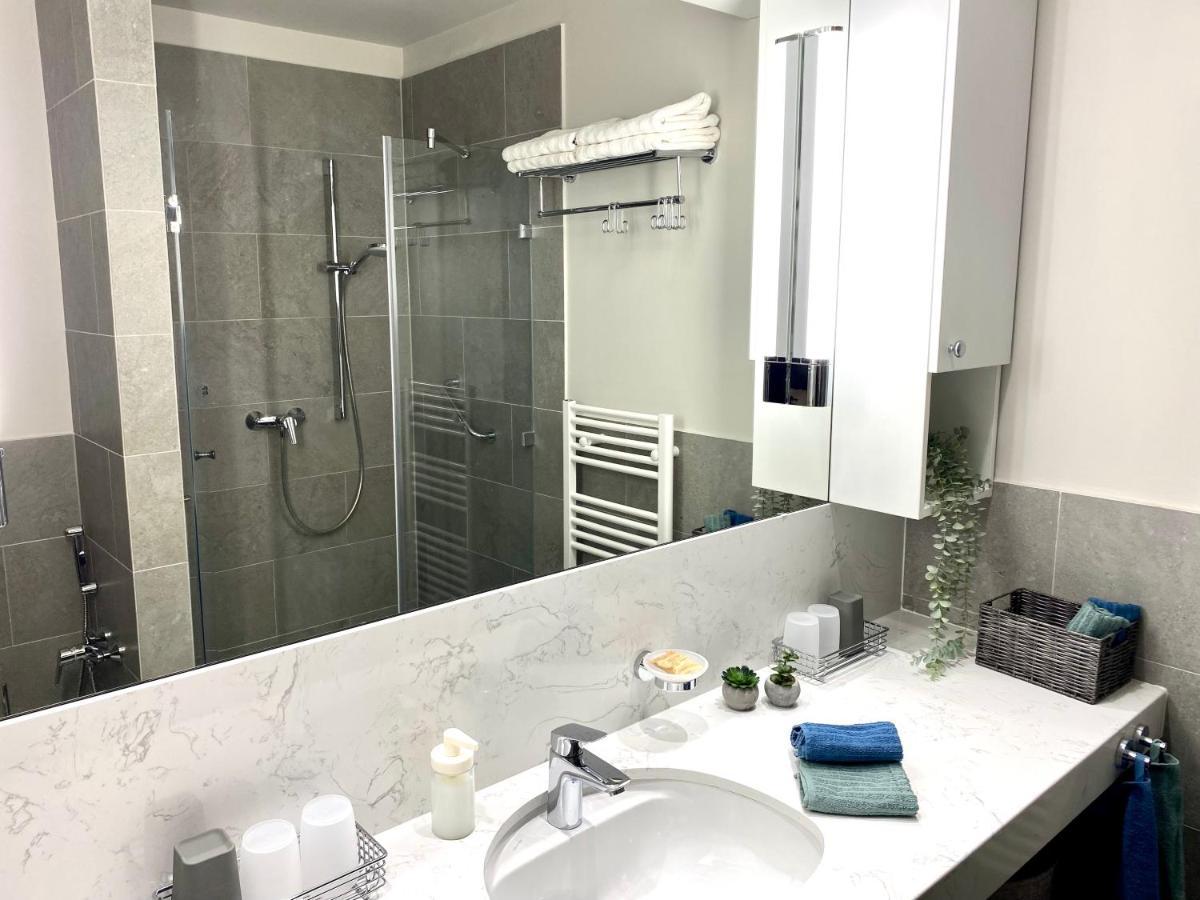 Atrium Apartman Heviz Mit Panoramaterrasse Und Tiefgarage Zewnętrze zdjęcie