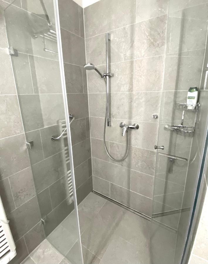 Atrium Apartman Heviz Mit Panoramaterrasse Und Tiefgarage Zewnętrze zdjęcie