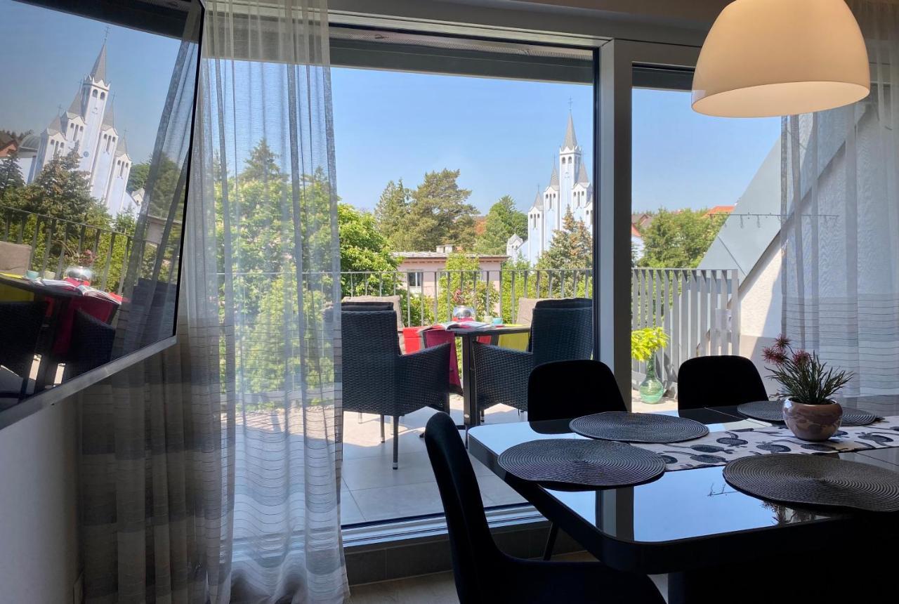 Atrium Apartman Heviz Mit Panoramaterrasse Und Tiefgarage Zewnętrze zdjęcie