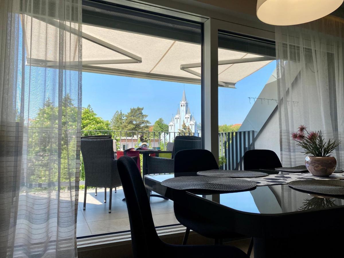 Atrium Apartman Heviz Mit Panoramaterrasse Und Tiefgarage Zewnętrze zdjęcie