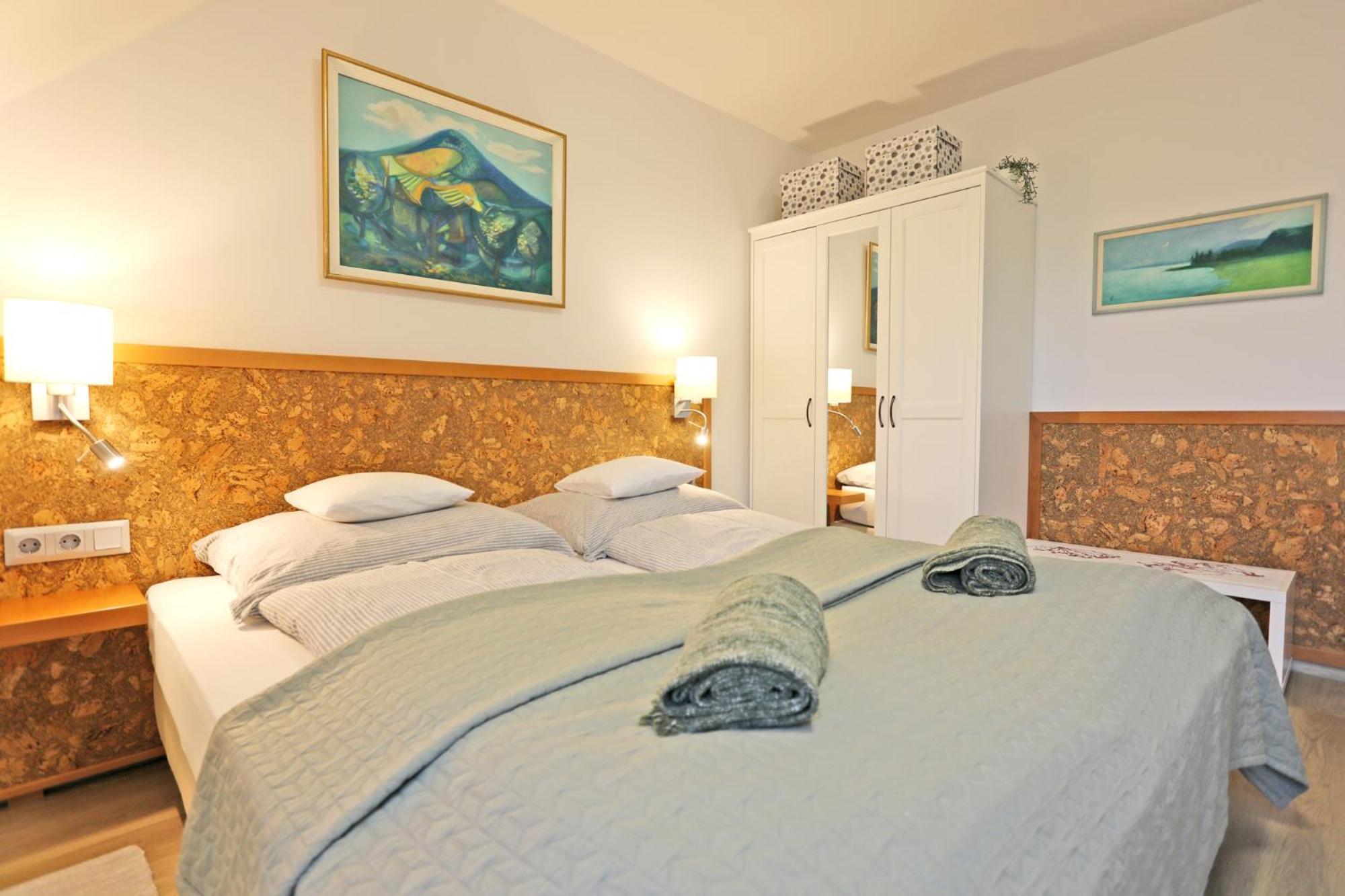 Atrium Apartman Heviz Mit Panoramaterrasse Und Tiefgarage Zewnętrze zdjęcie